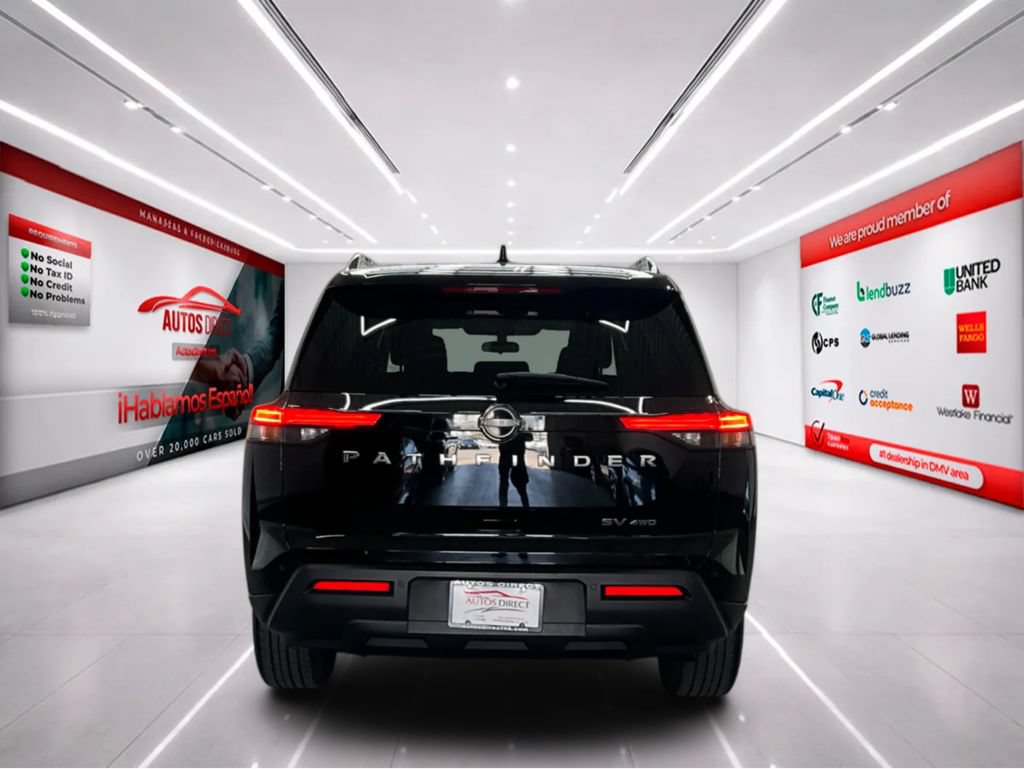 Used 2022 Nissan Pathfinder SV AWD/4WD image 6