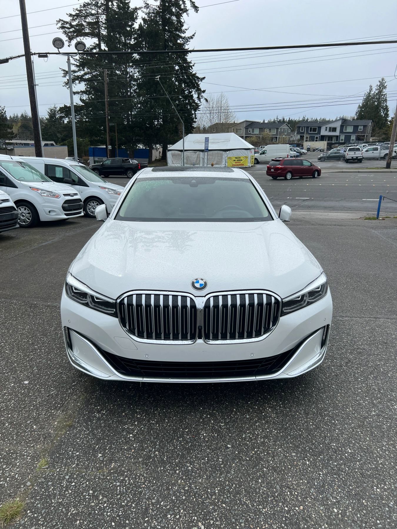 Used 2022 BMW 740i image 2