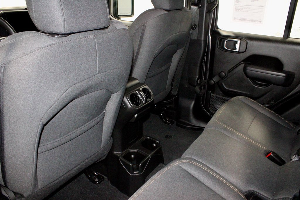 Used 2024 Jeep Gladiator Sport image 21