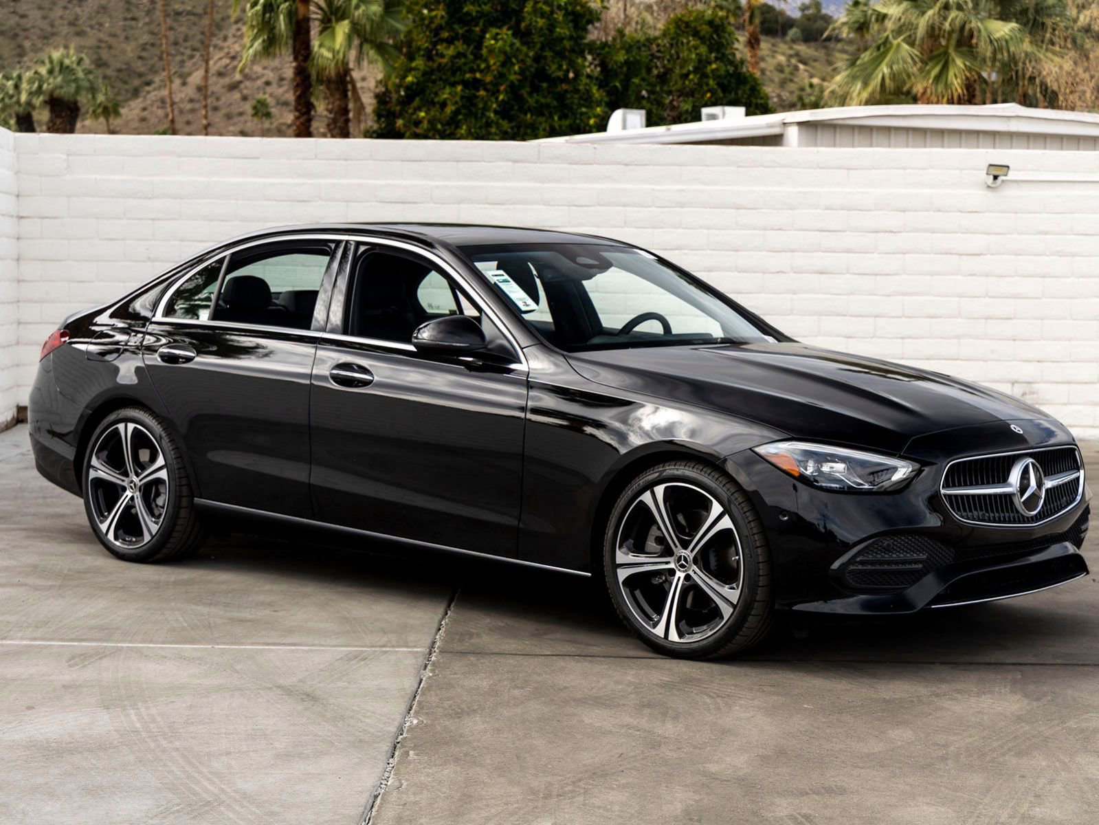 Used 2025 Mercedes-Benz C 300 Sedan image 2