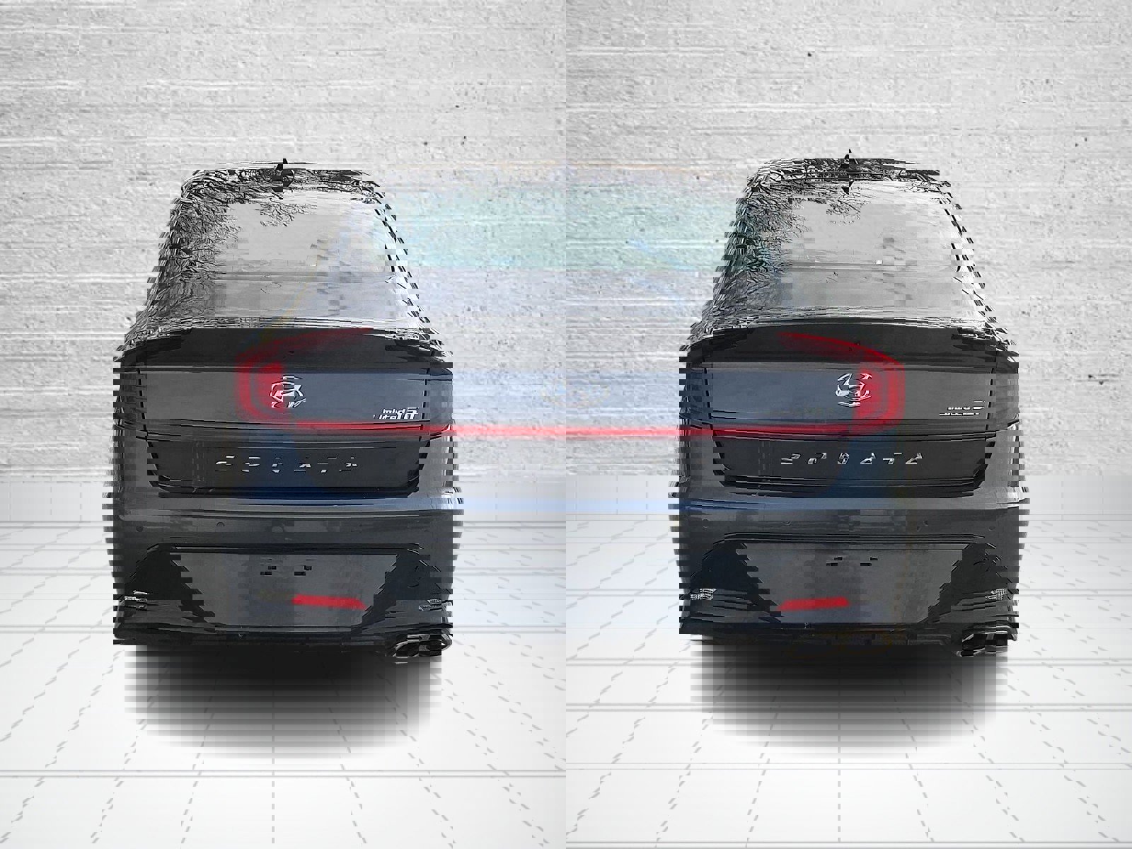 Used 2023 Hyundai Sonata Limited w/ Cargo Package image 5