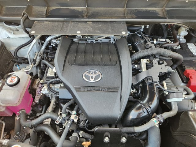 Used 2023 Toyota Highlander XSE FWD image 22