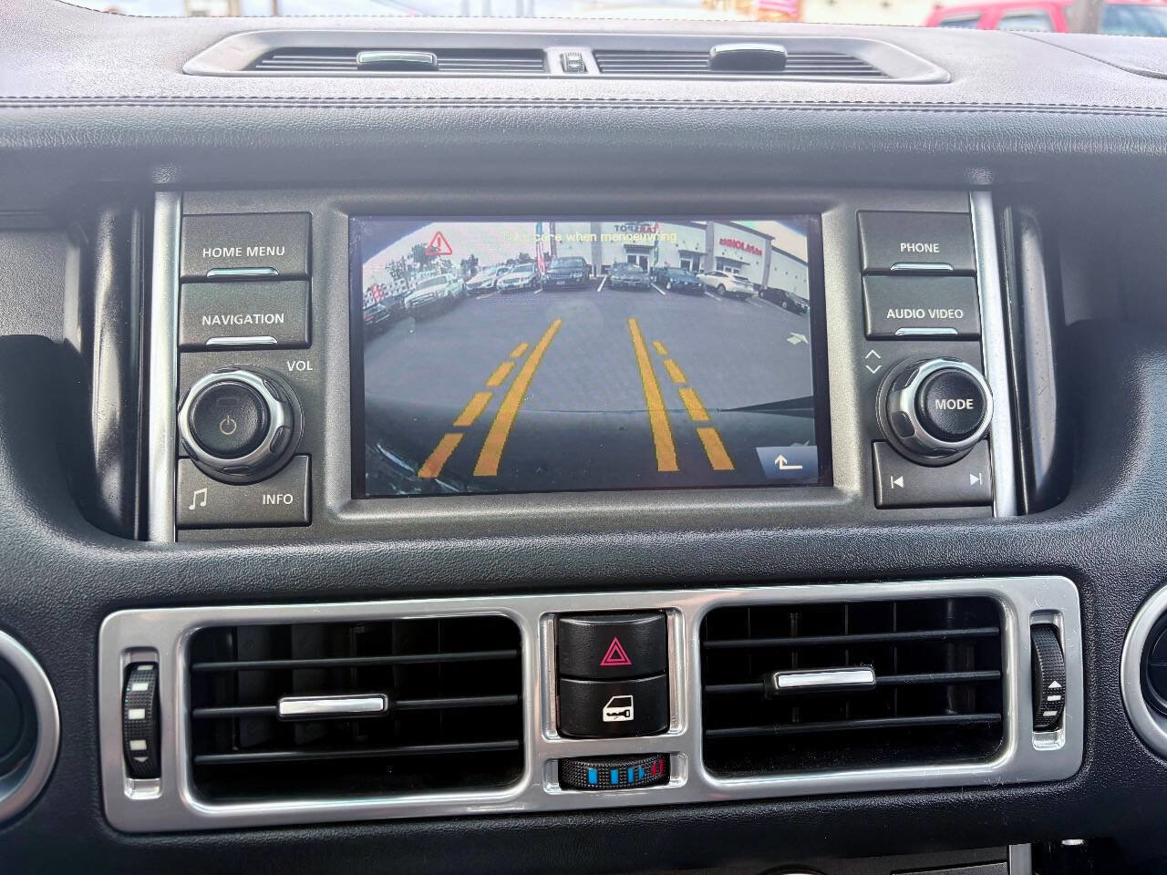 Used 2012 Land Rover Range Rover HSE image 14