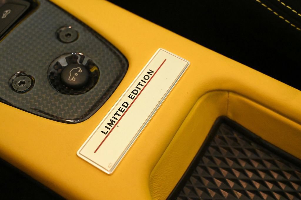 Certified 2015 Ferrari 458 Speciale A RWD image 27