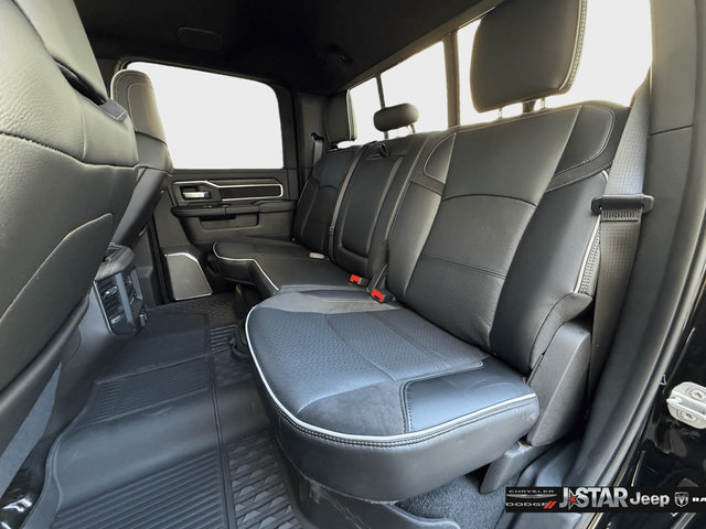 New 2026 RAM 3500 Laramie AWD/4WD image 27