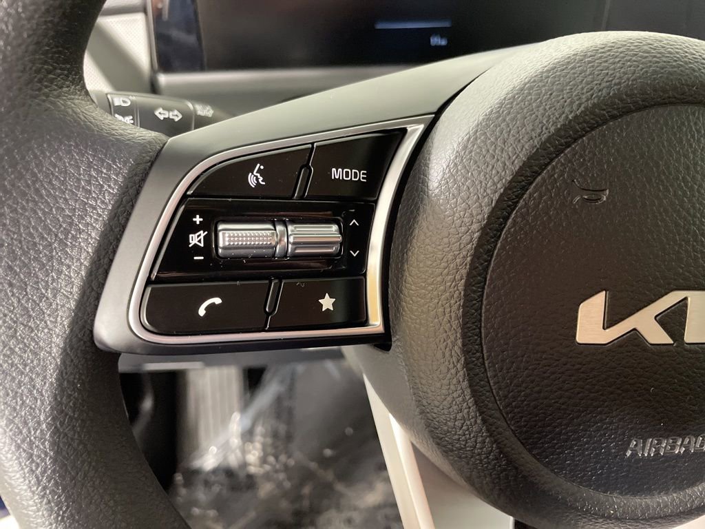 New 2026 Kia Seltos LX image 18