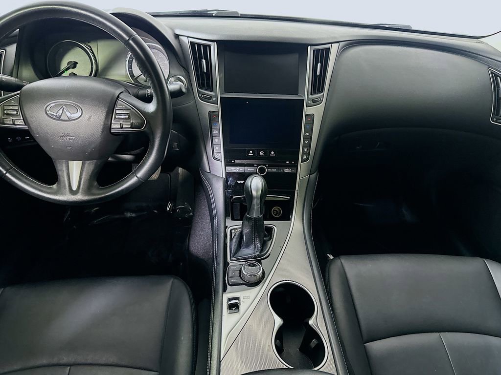 Used 2016 INFINITI Q50 Premium RWD image 18