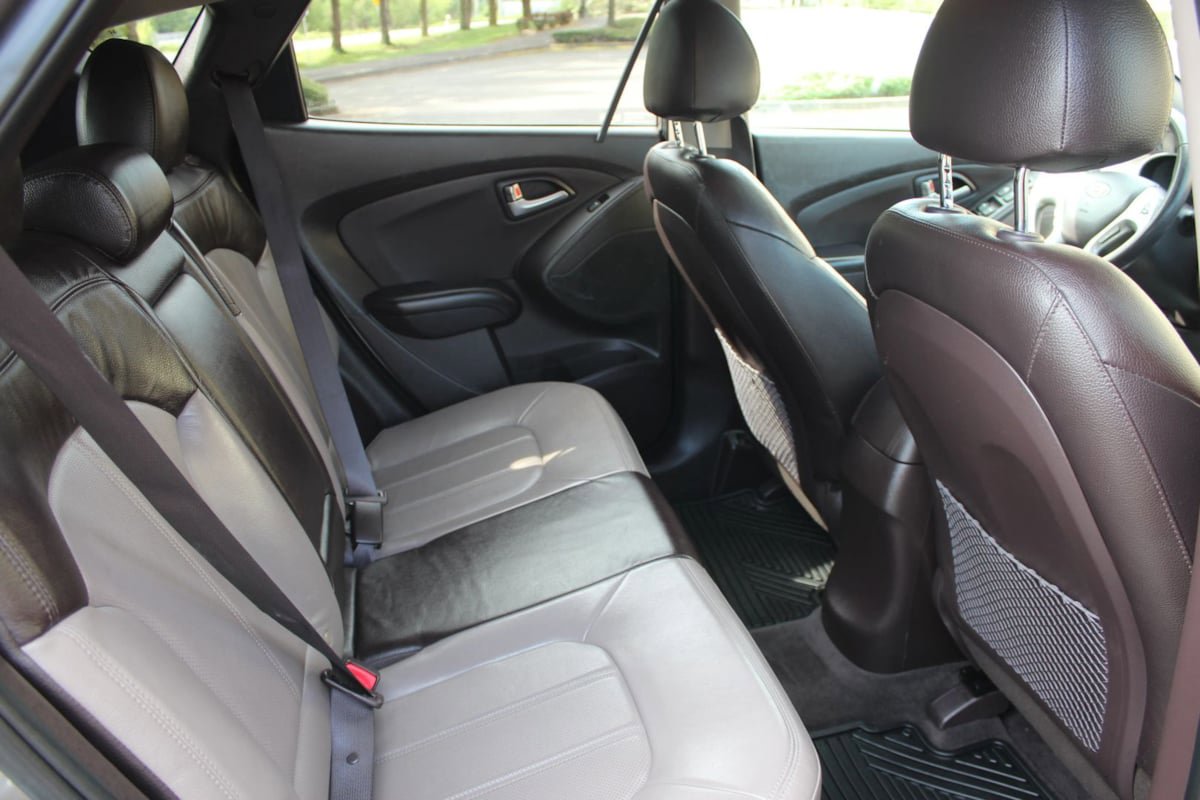 Used 2013 Hyundai Tucson Limited w/ Premium Pkg AWD/4WD image 21