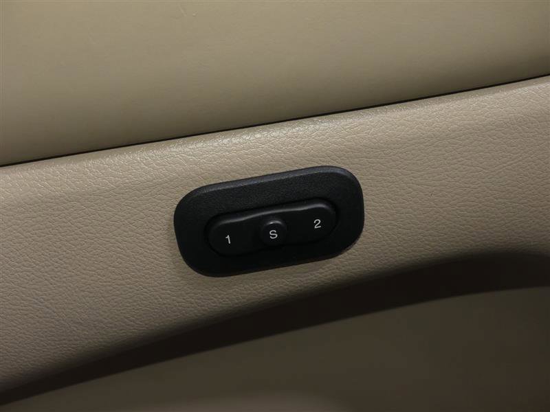 Used 2020 Jeep Grand Cherokee Overland image 21