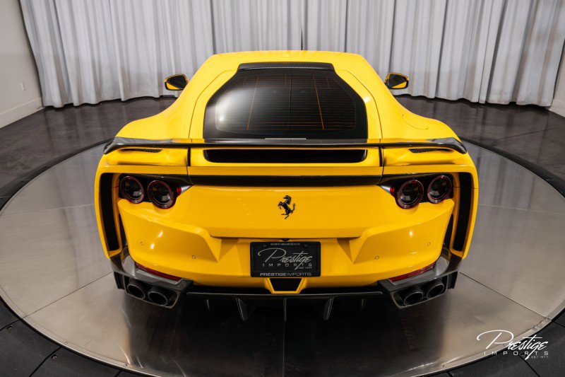 Used 2018 Ferrari 812 Superfast image 24