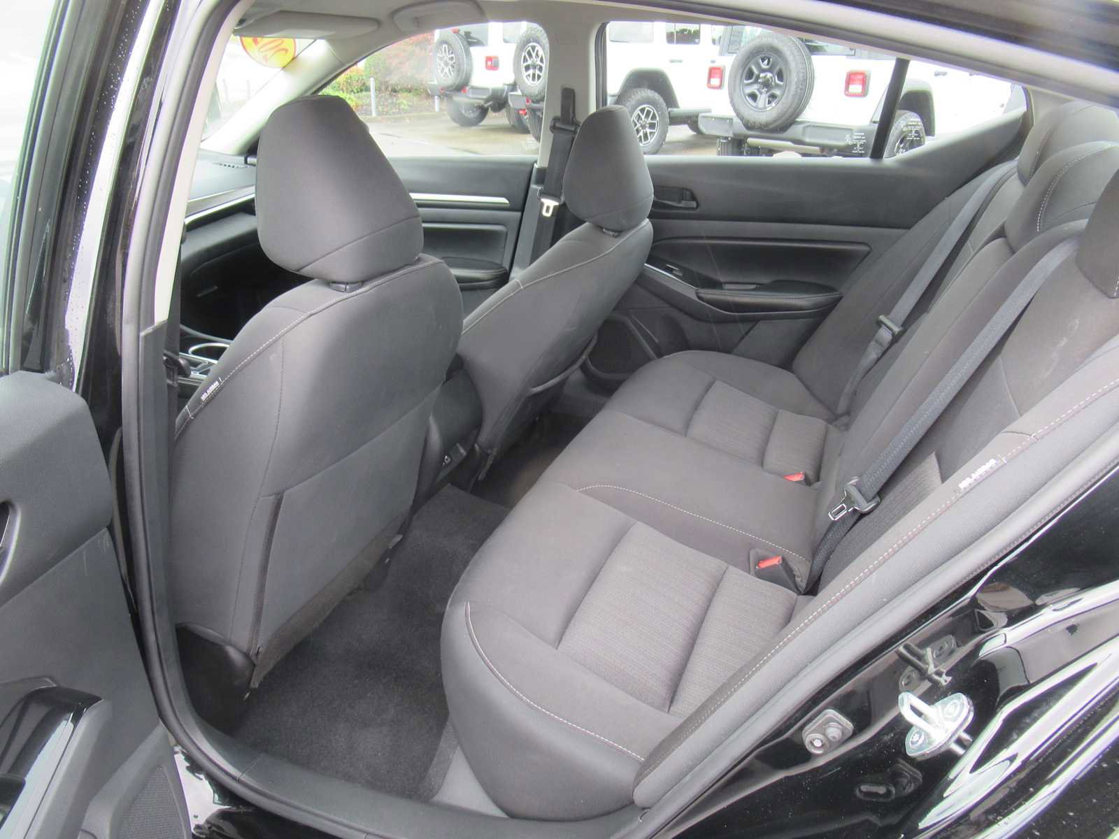 Used 2023 Nissan Altima 2.5 SV image 39