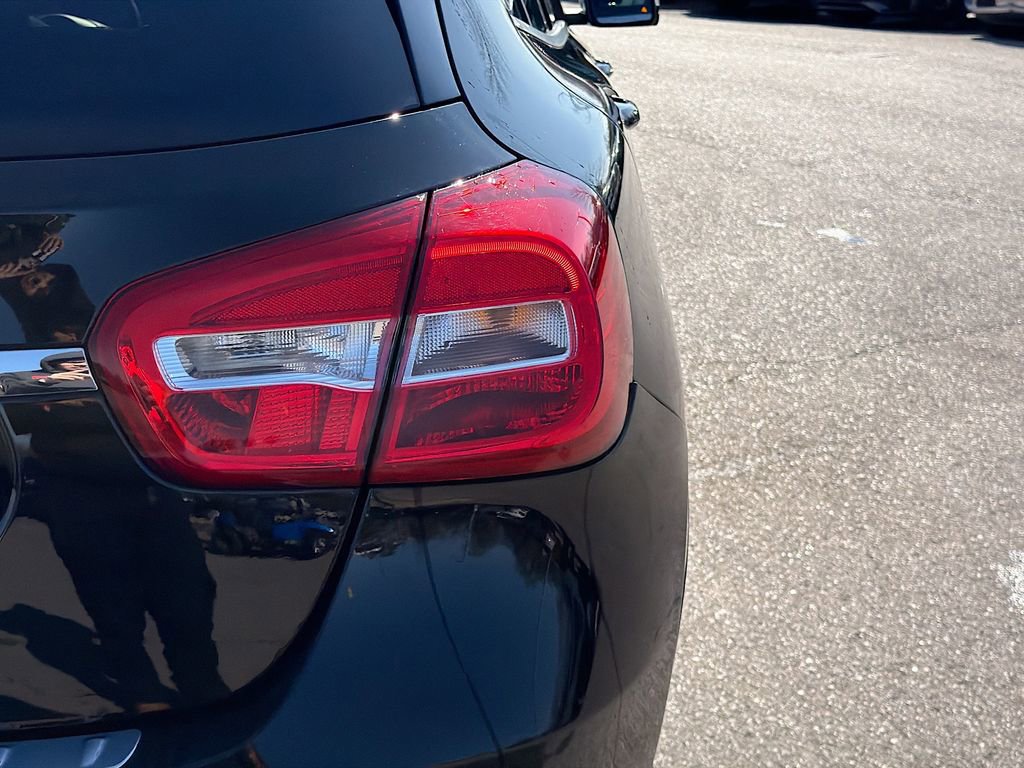 Used 2020 Mercedes-Benz GLA 250 GLA 250 image 12