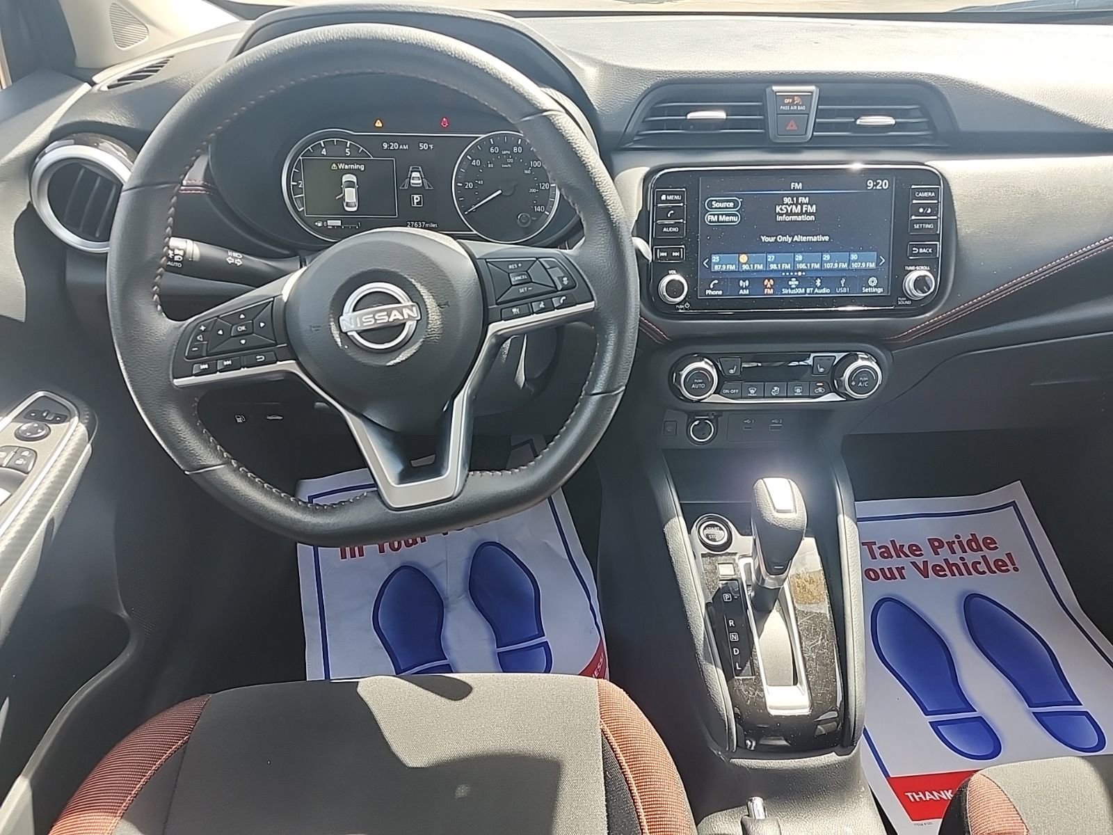 Used 2024 Nissan Versa SR FWD image 10