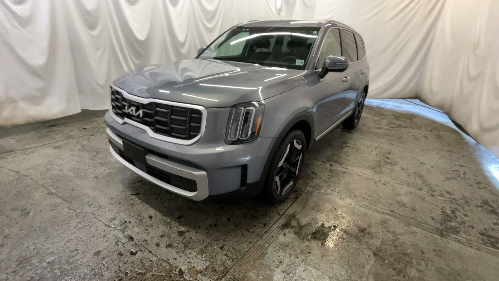 Used 2024 Kia Telluride S w/ S Sunroof Package AWD/4WD image 13
