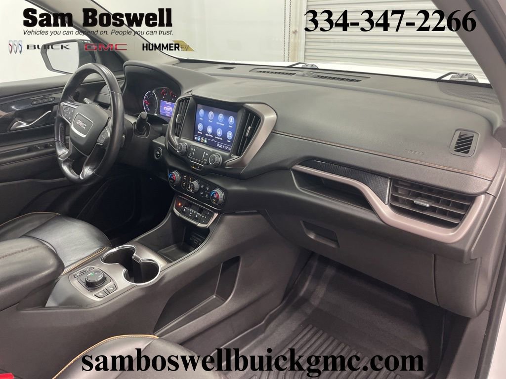 Used 2022 GMC Terrain AT4 image 31