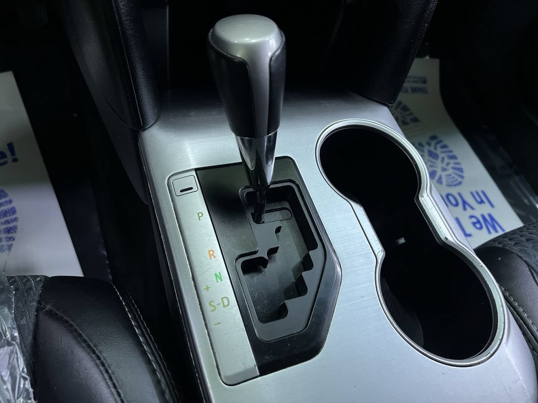 Used 2014 Toyota Camry SE FWD image 24