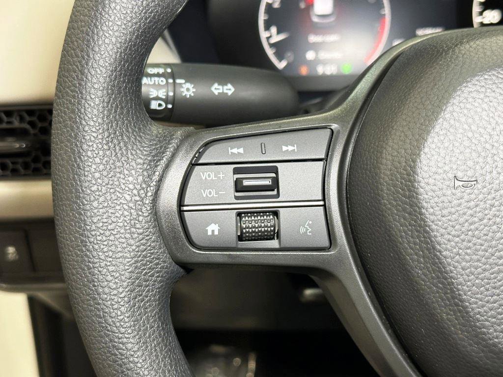 New 2026 Honda HR-V LX image 15