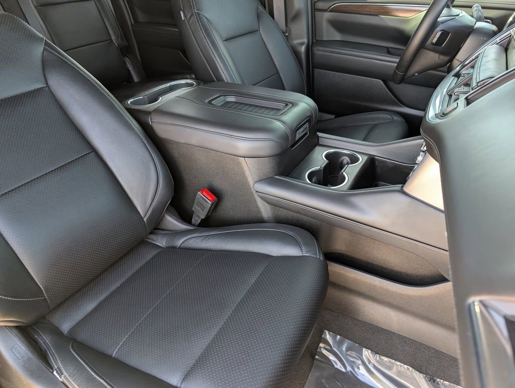 Used 2023 GMC Yukon XL SLE AWD/4WD image 23