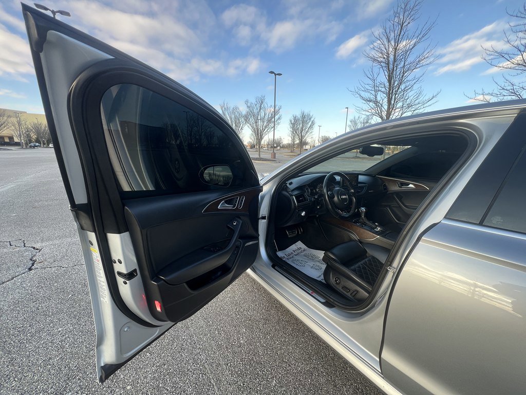 Used 2013 Audi S6 Prestige image 16