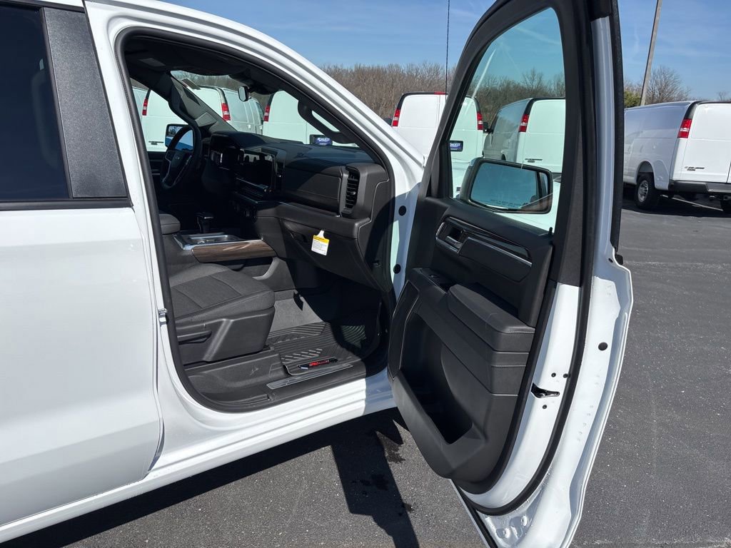 New 2026 Chevrolet Silverado 1500 LT image 48