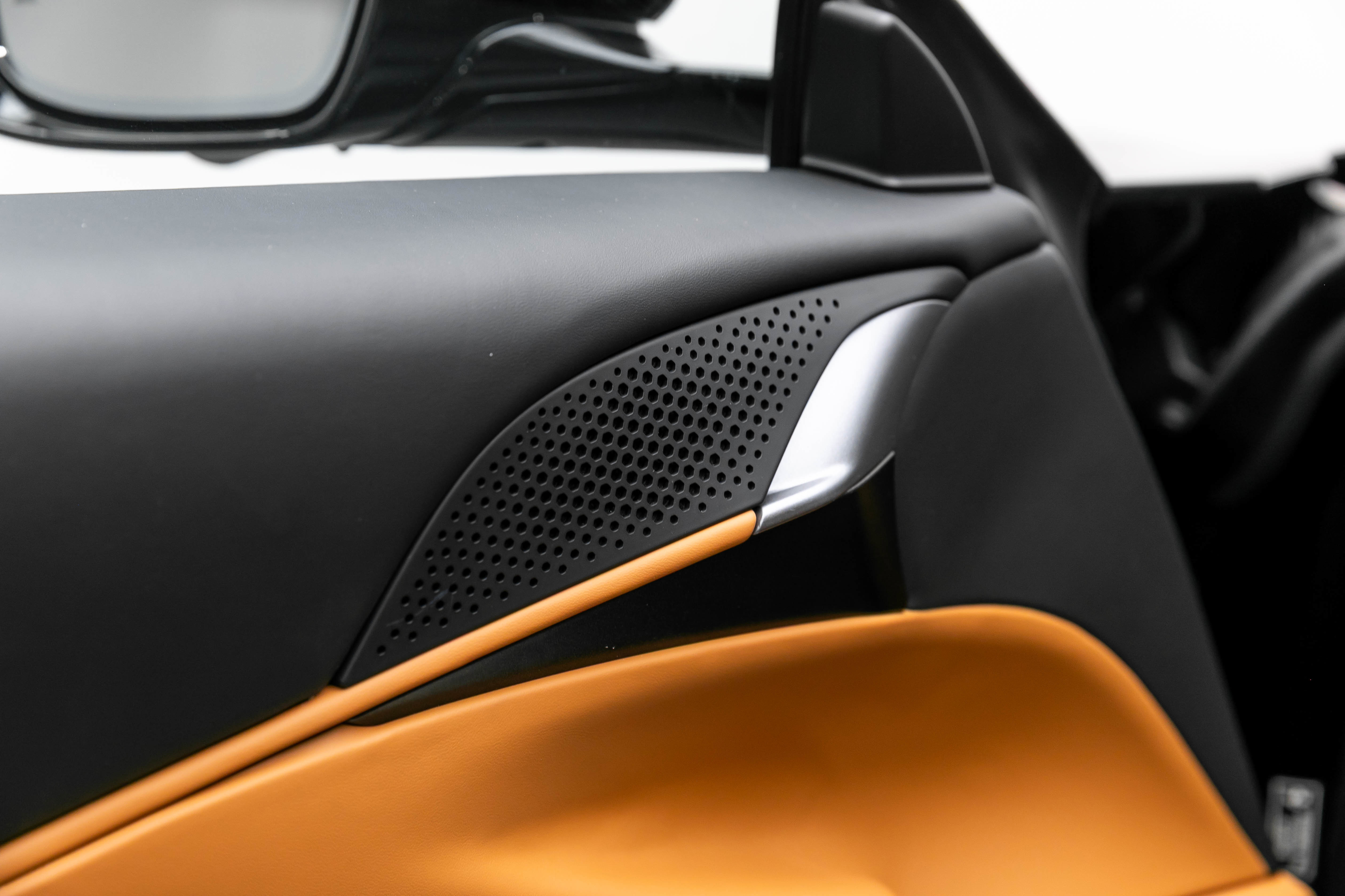 Certified 2024 Ferrari Roma image 13