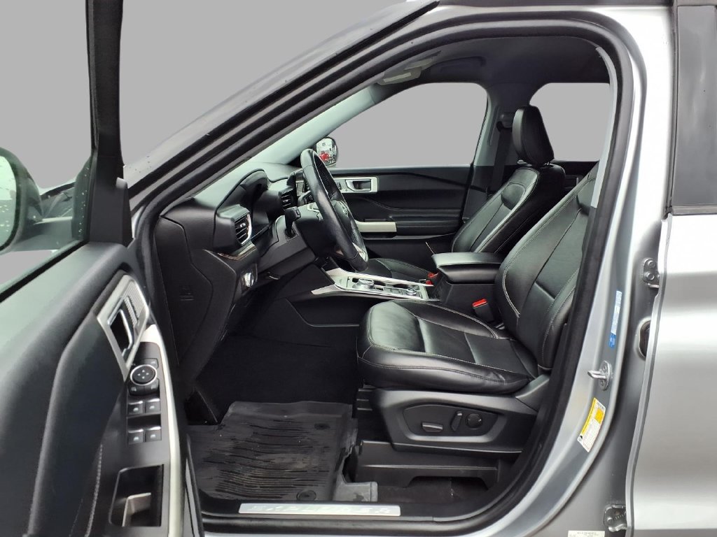 Used 2022 Ford Explorer Limited AWD/4WD image 21