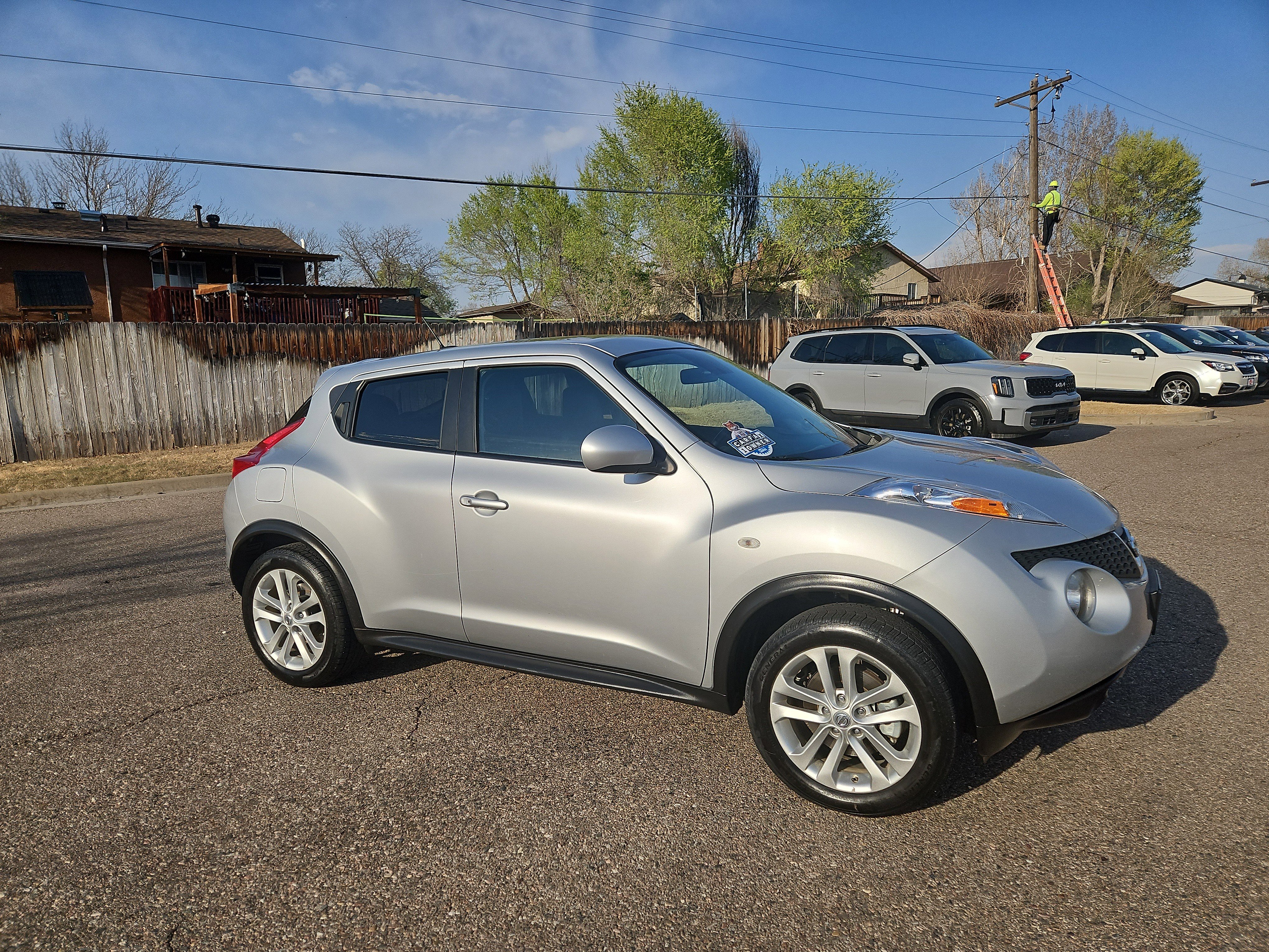 Used 2013 Nissan Juke SL image 2