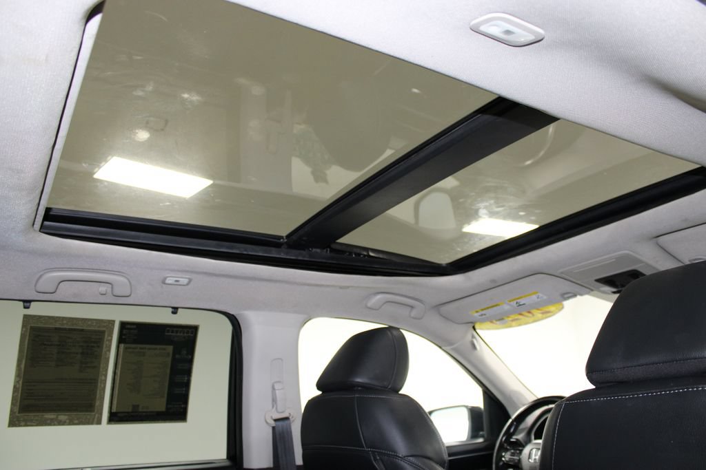 Used 2023 Honda Pilot Touring image 35