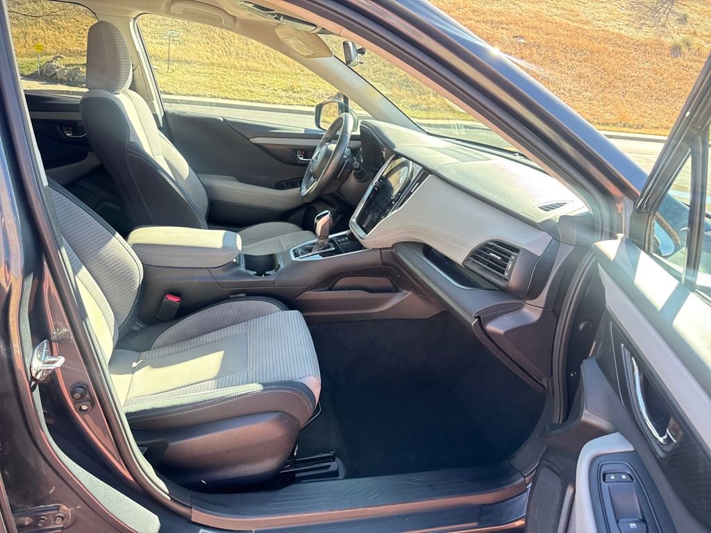 Used 2023 Subaru Outback Premium image 27