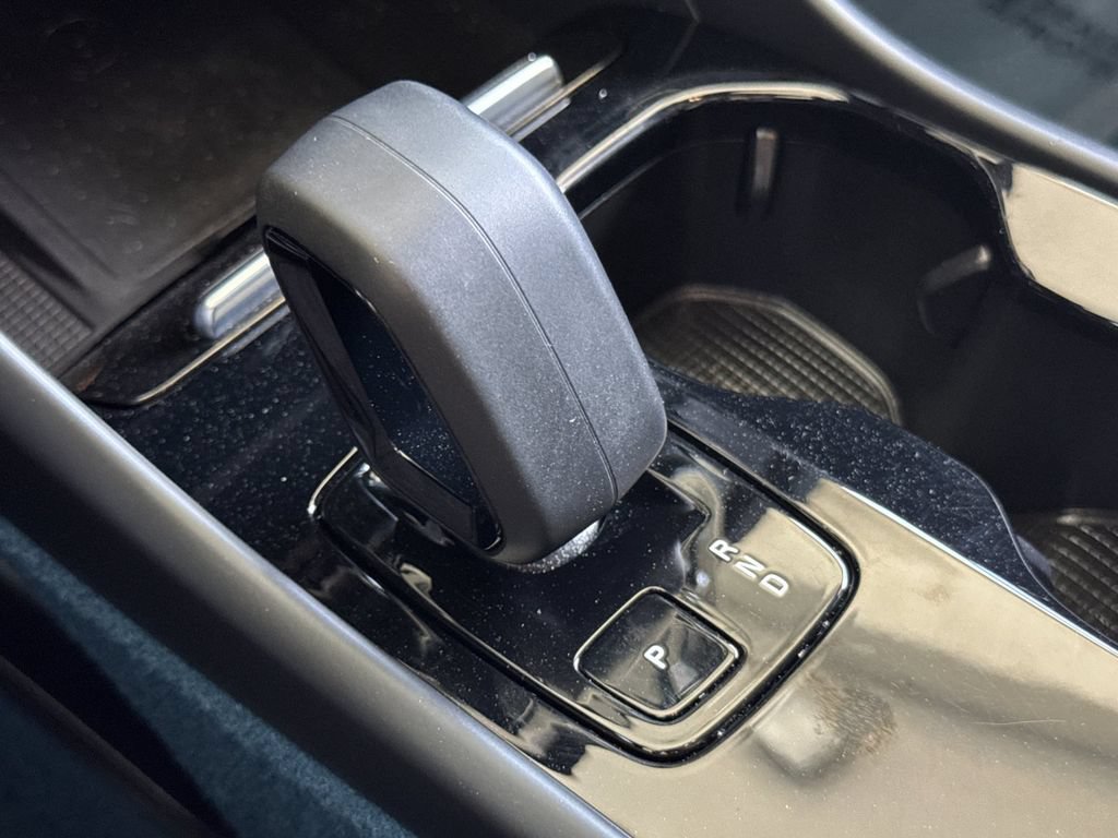 Certified 2023 Volvo C40 P8 Recharge Plus AWD/4WD image 21
