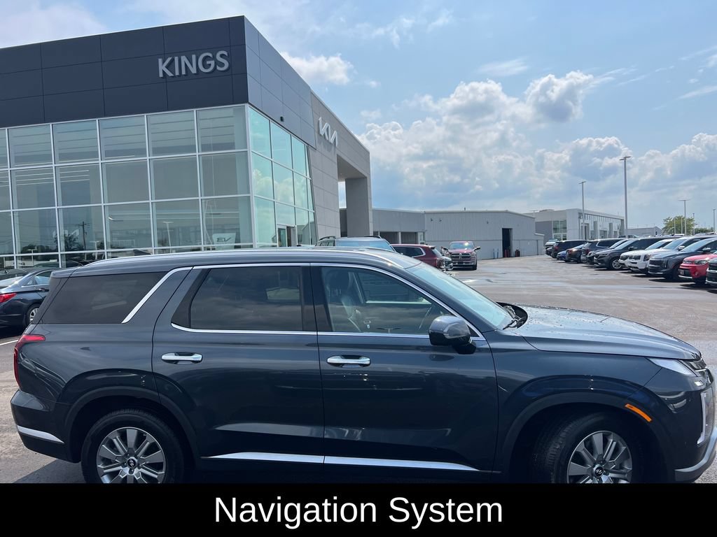 Used 2024 Hyundai Palisade SEL AWD/4WD image 2