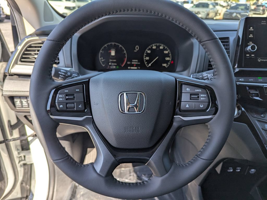 New 2026 Honda Odyssey Touring image 21