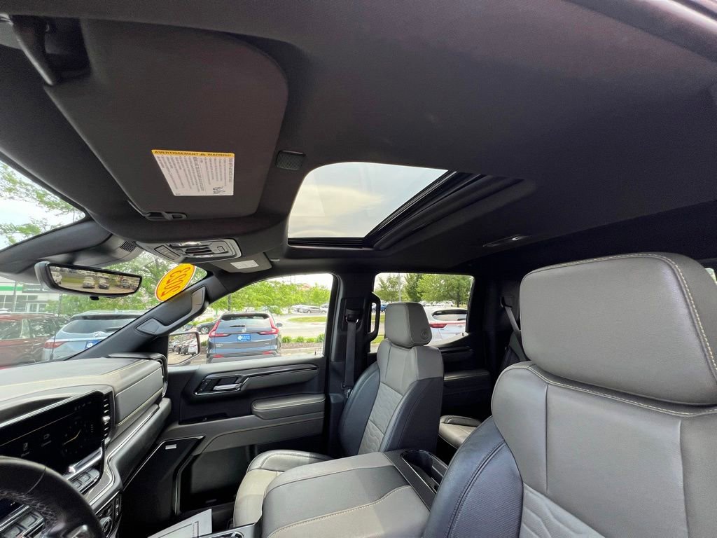 Used 2023 Chevrolet Silverado 1500 ZR2 w/ Technology Package AWD/4WD image 21