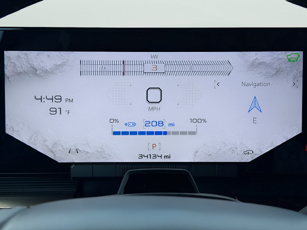 Used 2024 GMC Hummer EV 2X w/ LPO, Illumination Package AWD/4WD image 18