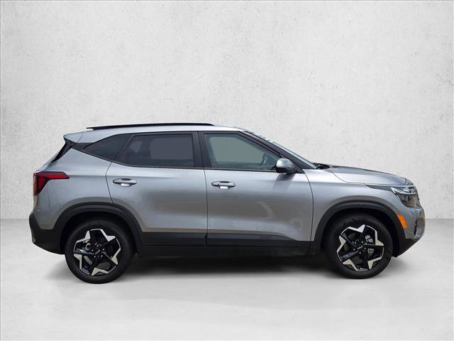 Used 2025 Kia Seltos S FWD image 4