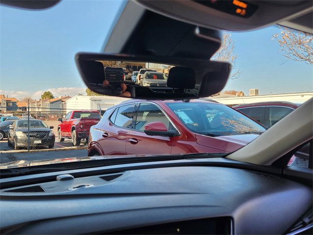 Used 2022 Buick Envision Avenir w/ Technology Package II image 26