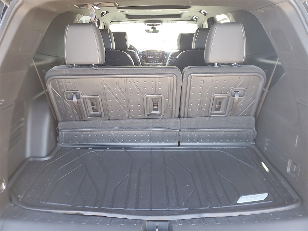 Used 2023 Chevrolet Traverse Premier w/ Redline Edition image 6