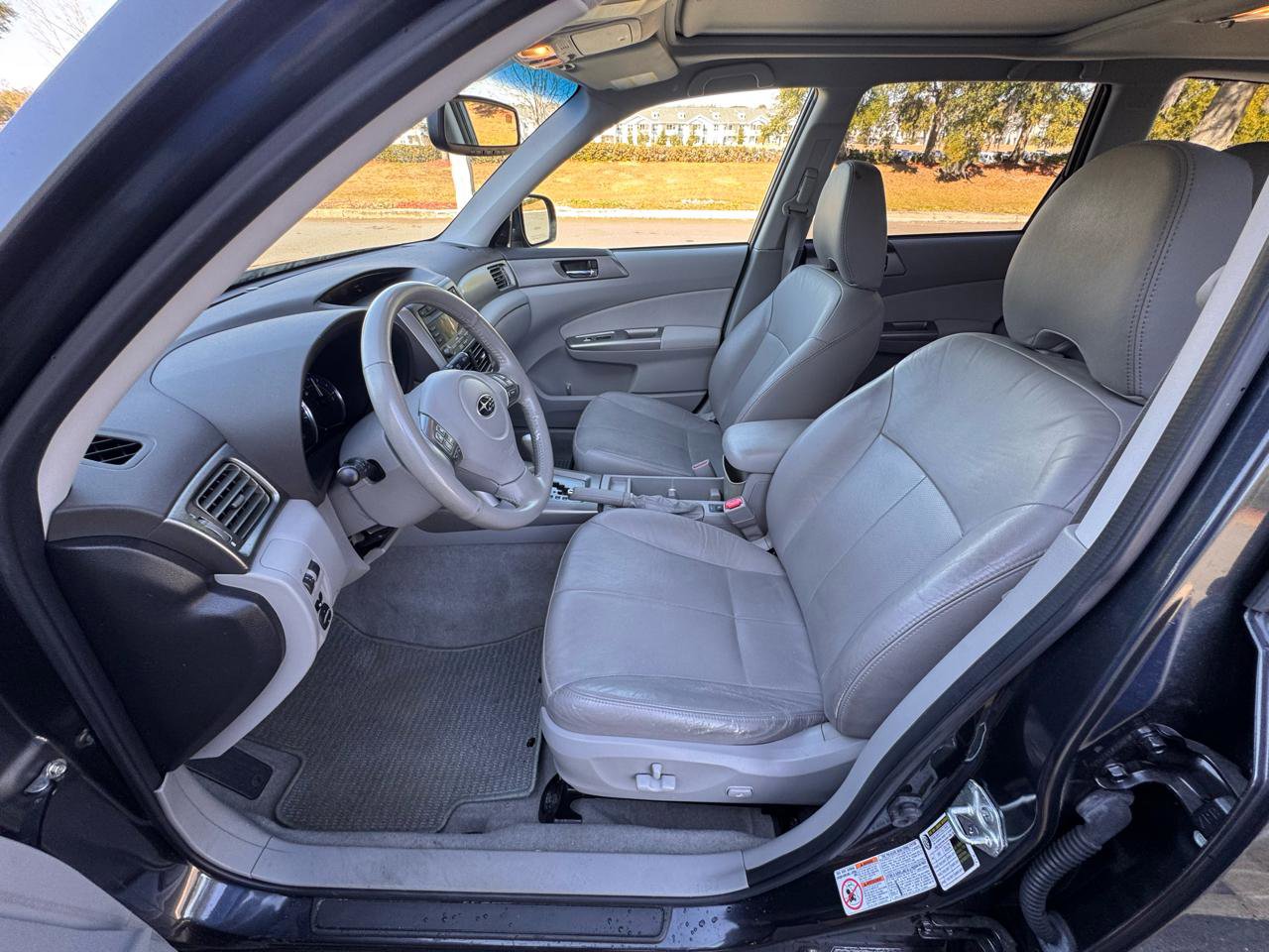 Used 2010 Subaru Forester 2.5X Limited w/ Popular Equipment Group 5B image 14