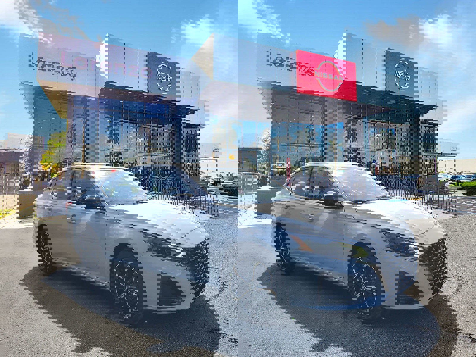 New 2025 Nissan Altima 2.5 SR w/ SR Premium Package image 3