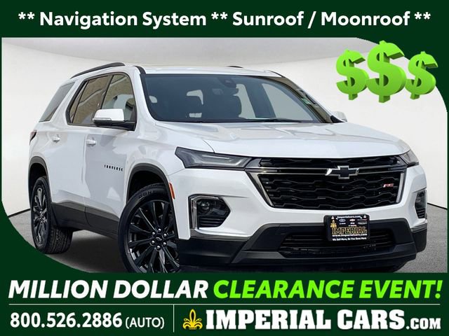 Used 2024 Chevrolet Traverse RS image 1