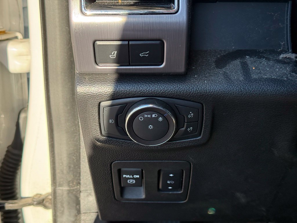 Used 2019 Ford Expedition Max Platinum AWD/4WD image 17