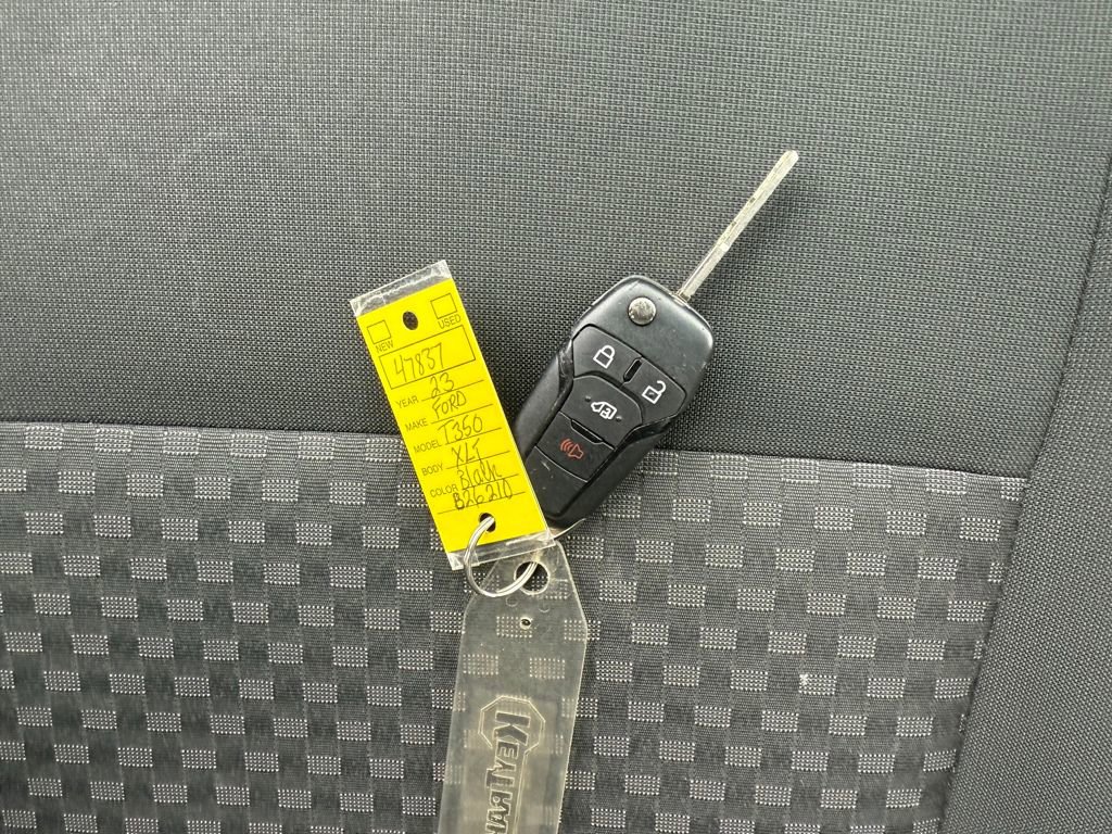 Used 2023 Ford Transit 350 XLT image 24