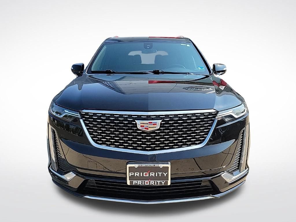 Used 2024 Cadillac XT6 Luxury AWD/4WD image 7
