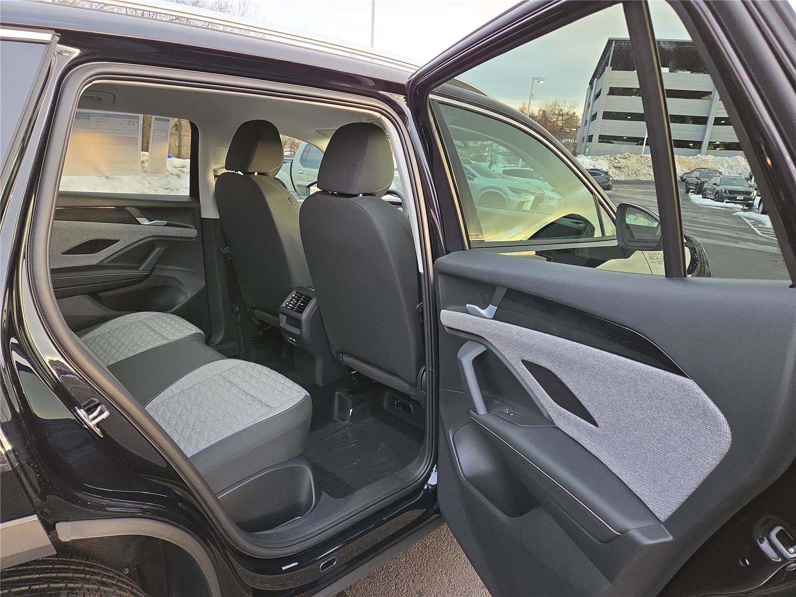 New 2026 Volkswagen Tiguan S image 28