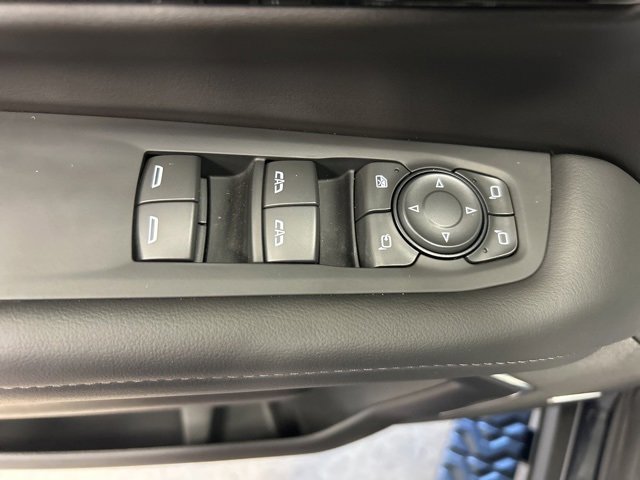 Used 2025 Chevrolet Tahoe Z71 image 15