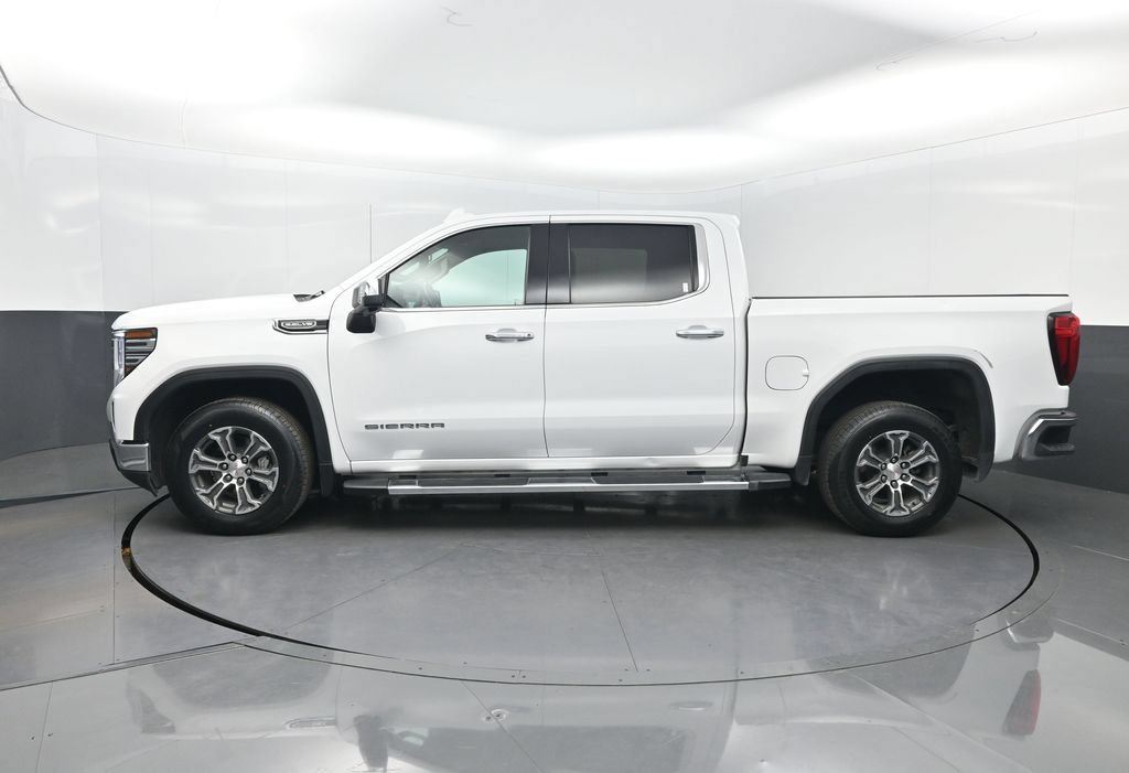 Used 2024 GMC Sierra 1500 SLT RWD image 2