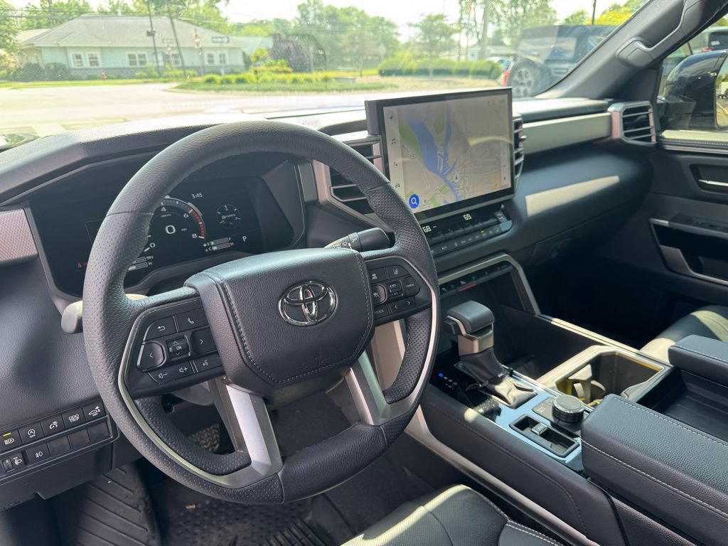 Used 2026 Toyota Tundra Limited AWD/4WD image 17