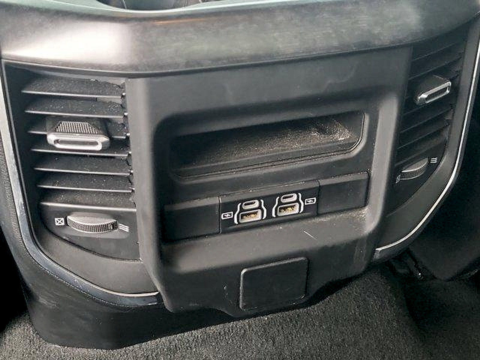 Certified 2024 RAM 1500 Big Horn RWD image 20