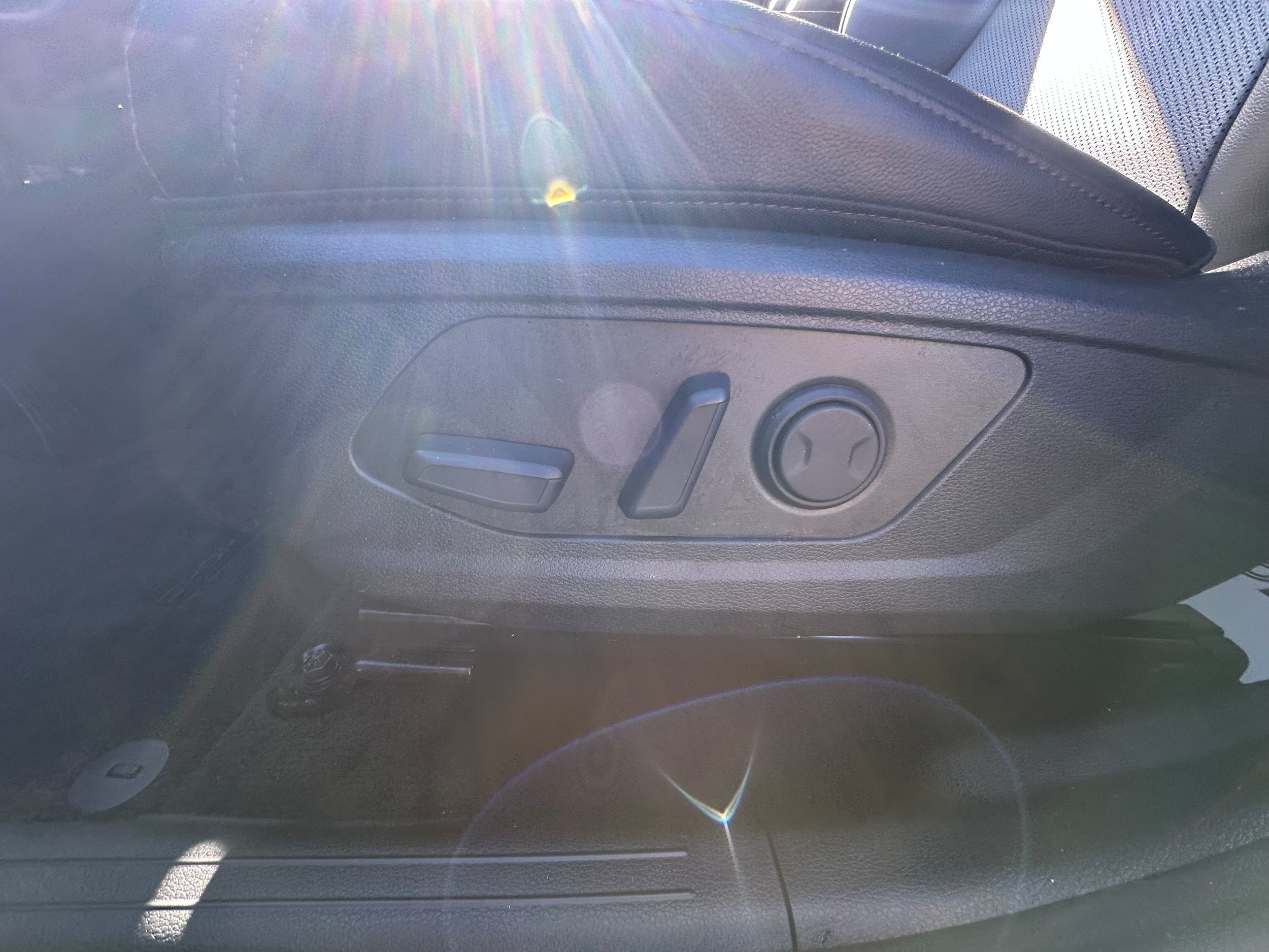 Used 2025 Kia Sportage EX w/ Premium Package AWD/4WD image 24