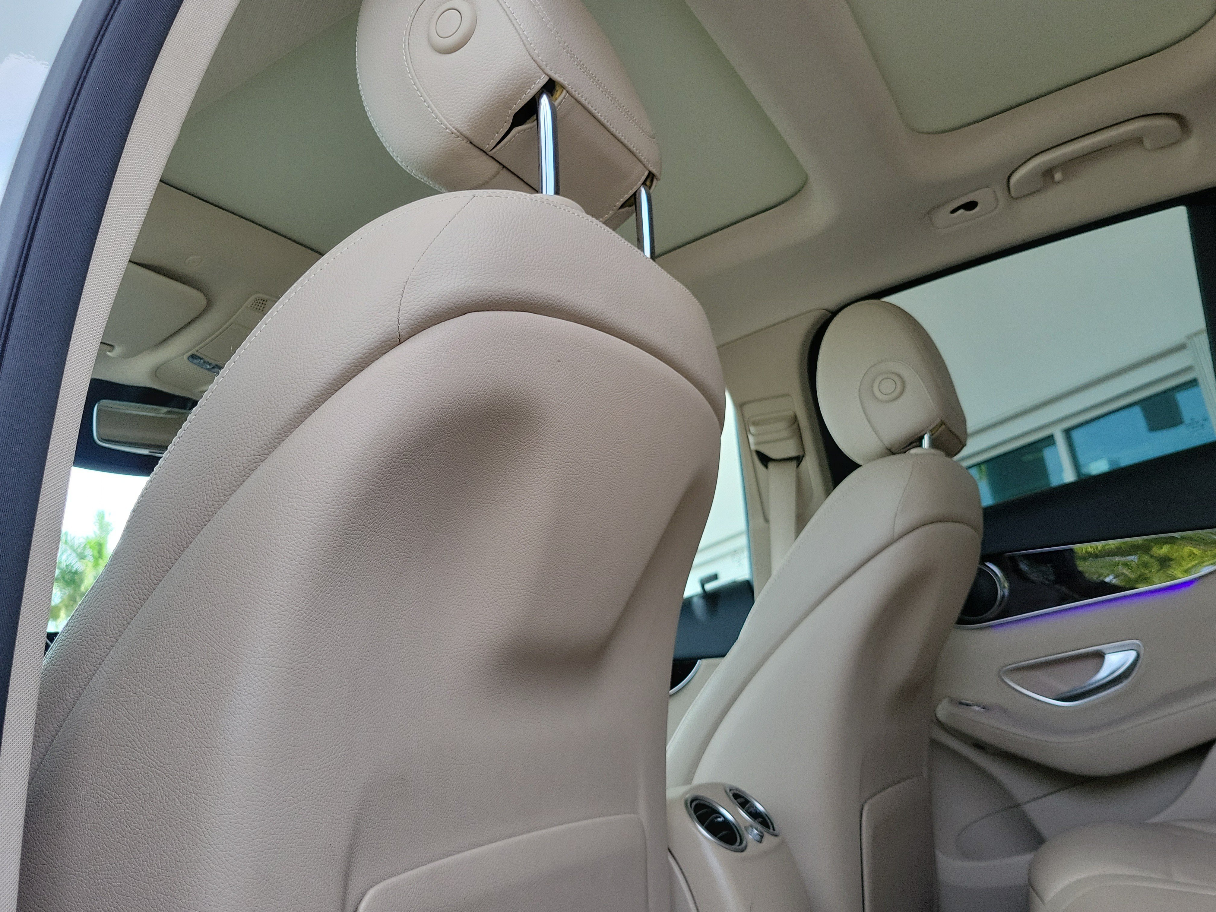 Used 2022 Mercedes-Benz GLC 300 image 12